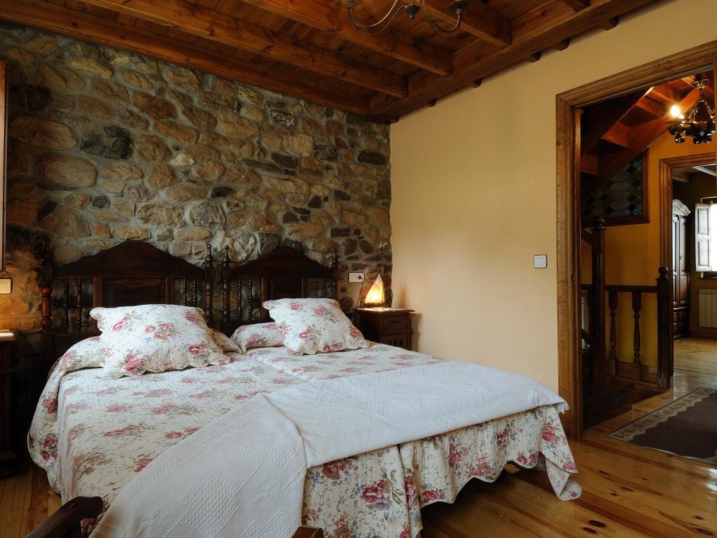 Casa Guela Pension Pajares  Buitenkant foto